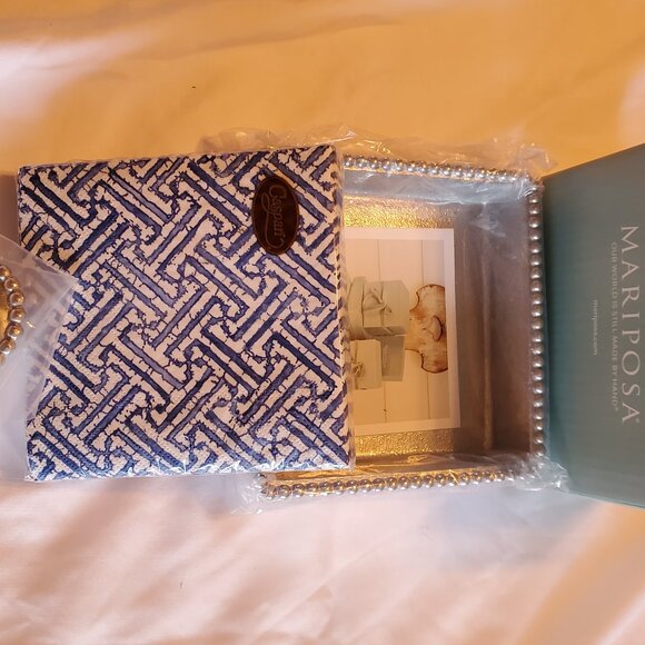 *NEW* Mariposa Round Pearl Beaded Napkin Box Set With Napkin Weight and Napkins - Picture 1 of 7